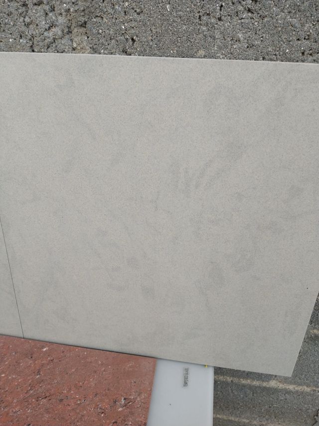 Pavimento porcelánico pulido rectificado