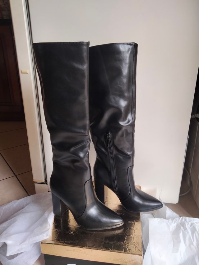 Stivali donna altezza ginocchio