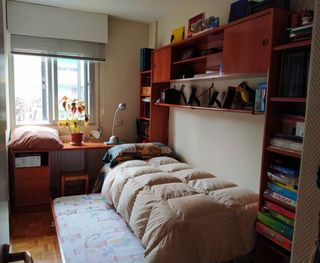 Mueble con cama nido y escritorio