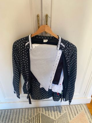 Traje caserita baserritar jantzia