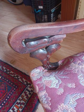 Sillas antiguas madera maciza.