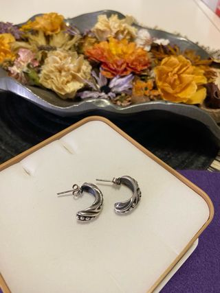 Pendiente de medio aro plata