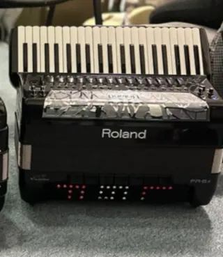 Roland Frx8