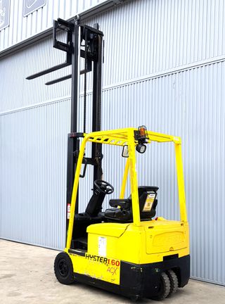 CARRETILLA ELEVADORA DOBLE USADA 1600 KG