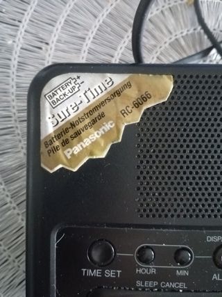 Radio despertador digital vintage