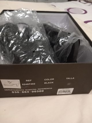 Botines negros de piel