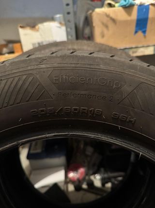 2 goodyear 205-60R16 96h