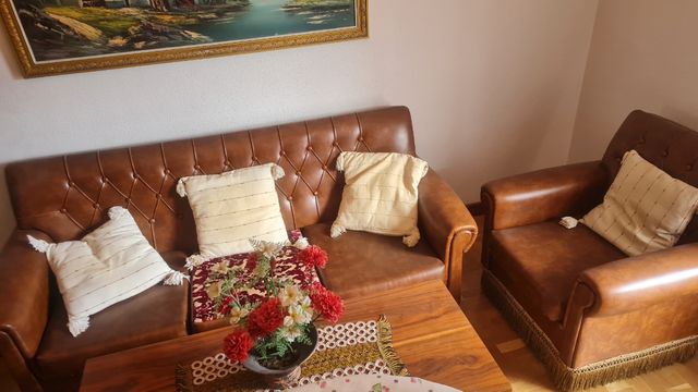 Sillón clásico antiguo 3 plazas con 2 butacas