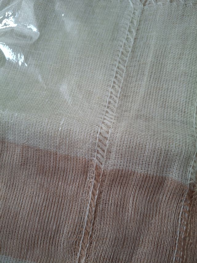scialle in puro lino color beige