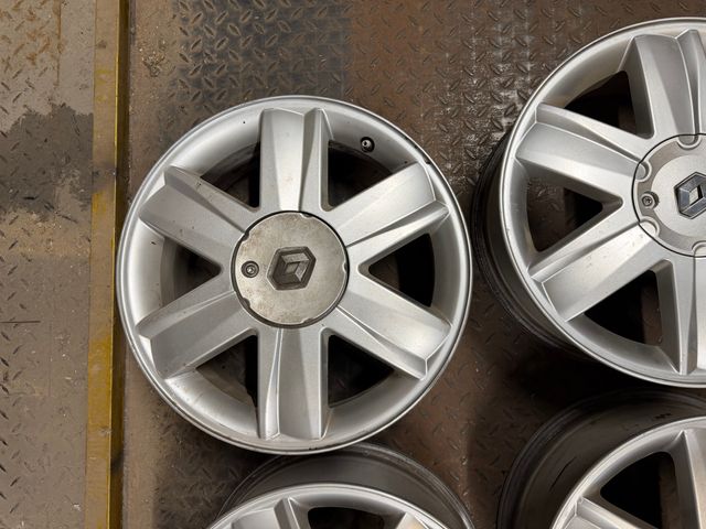 Llantas Renault 16"