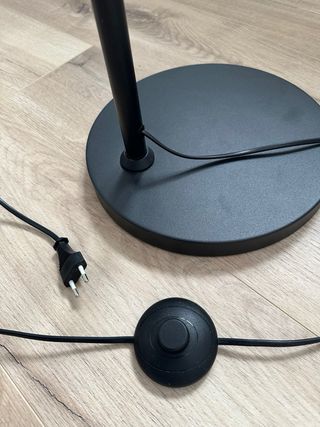 Lampara de pie estilo industrial