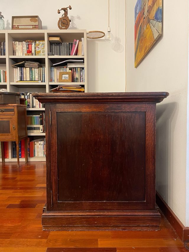 Mesa escritorio antiguo