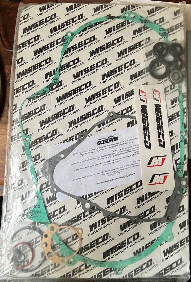 JUNTAS PARTE ALTA WISECO  YAMAHA y 1 de KTM 250EXC