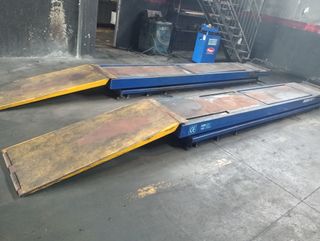 se vende elevador pantografo 4000Kg.