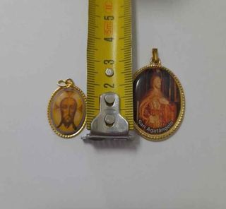 LOTE 5 colgantes Medallas de SANTOS