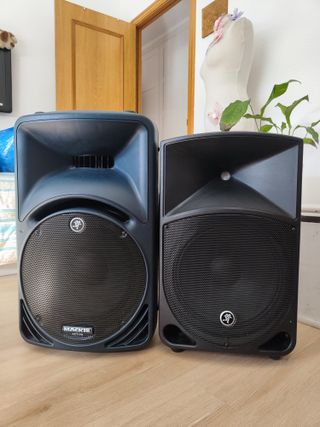 Altavoz Mackie Thump