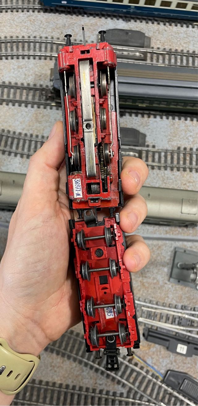 Locomotora de vapor Märklin 3197 con carbonera