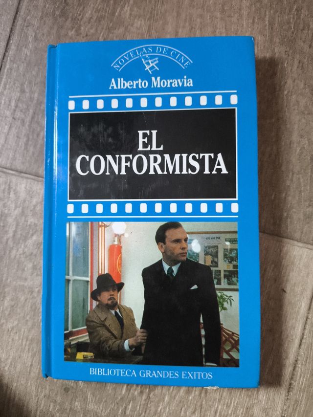 2 libros años 80 EL CONFORMISTA Y MANDINGO