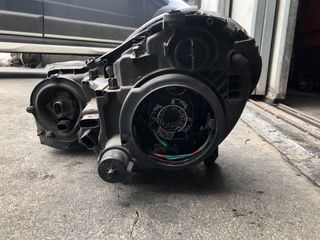 Faro anteriore DX w211 XENO