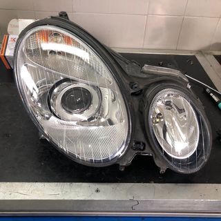 Faro anteriore DX w211 XENO