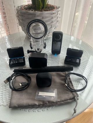 Insta360 X3 Y NUEVE accesorios originales