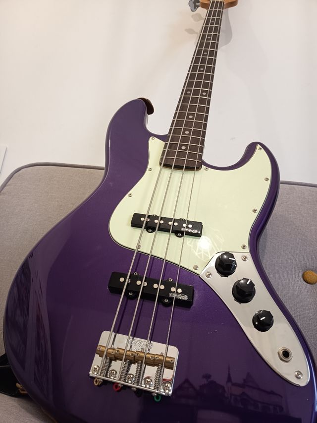 Bajo eléctrico Jazz Bass