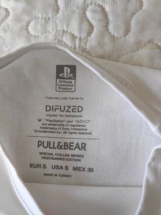 Camiseta PlayStation pull and bear