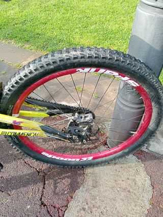 Bici de descenso 