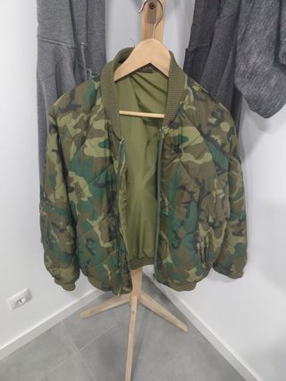 Cazadora bomber militar 