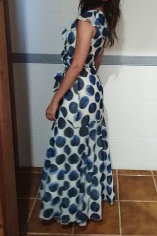 Vestido lunares invitada