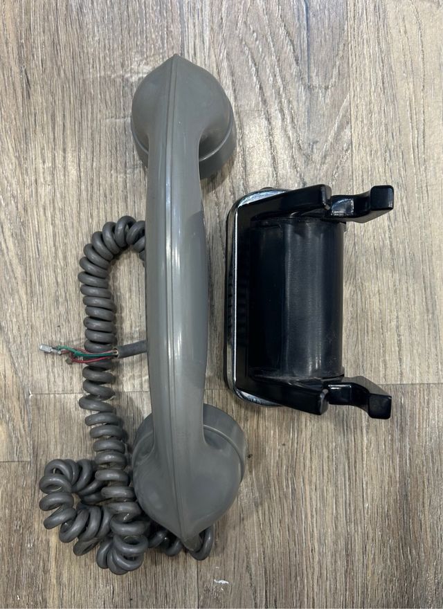 TELÉFONO CENTRALITA CON SOPORTE