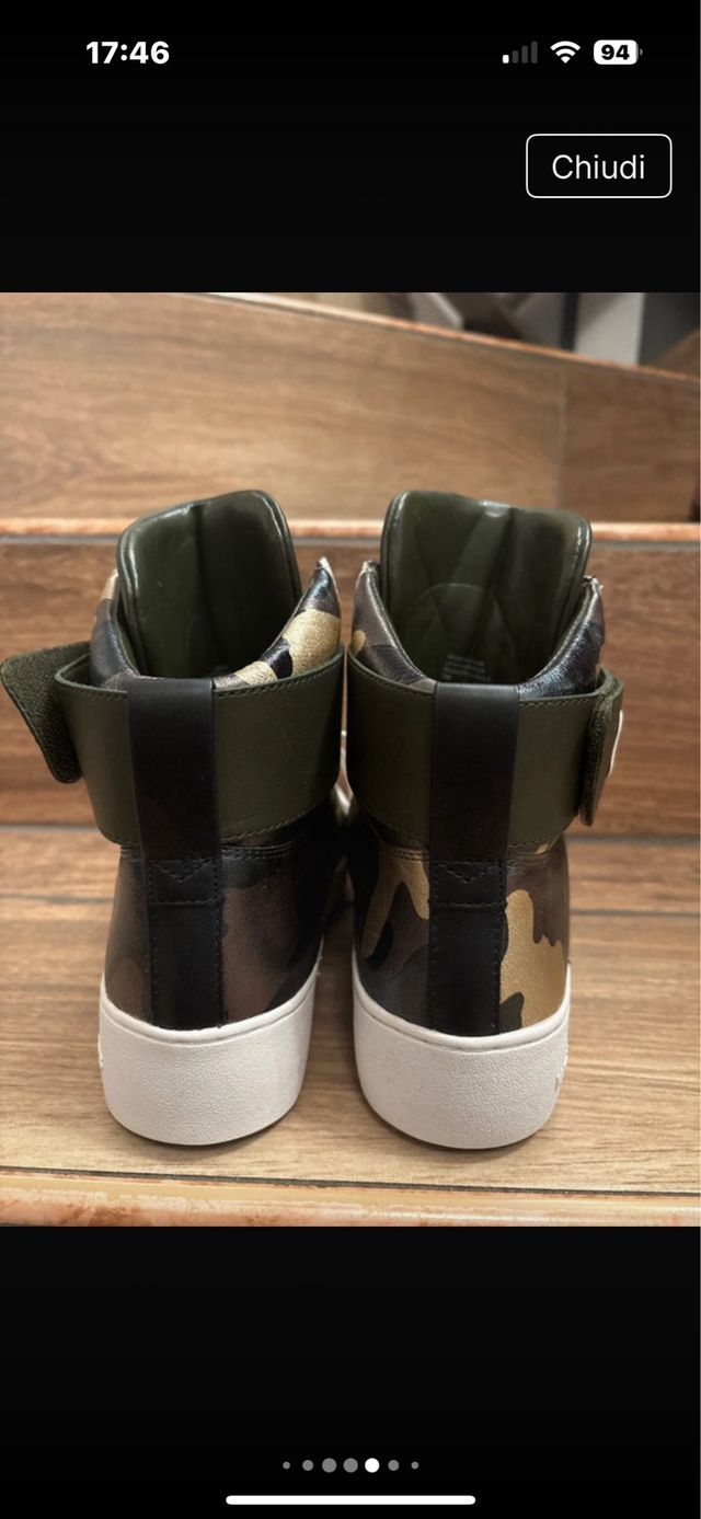 Michael Kors Sneaker’s alte con motivo camouflage