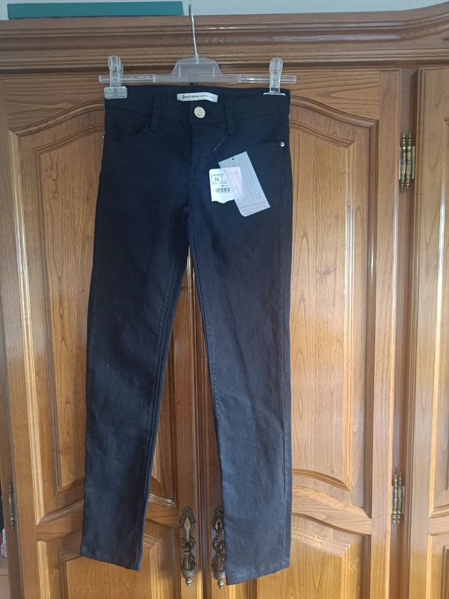 Vaqueros negros mujer