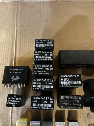 Rele Mercedes 190 W201 W124 W126