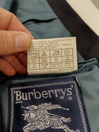Americana vintage Burberrys 