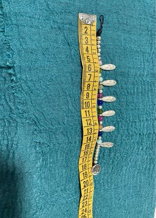 Pulsera estilo uno de 50 muy bonita