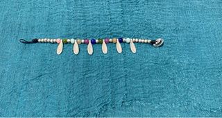 Pulsera estilo uno de 50 muy bonita