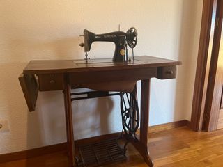 Maquina coser SINGER