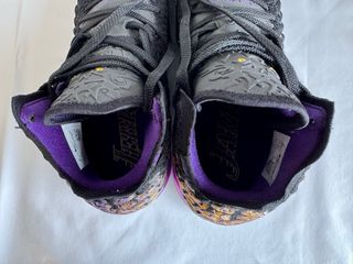 Nike LeBron 17 Lakers
