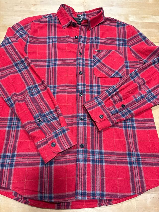 Camisa Volcom de franela talla S como nueva