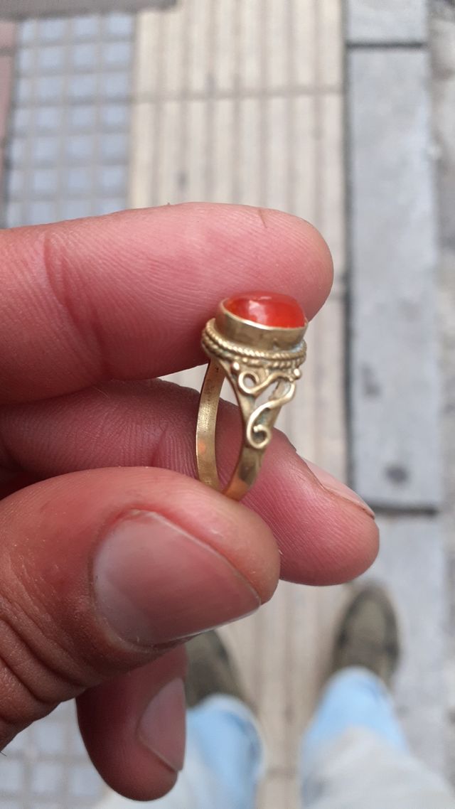 Anillo antiguo de plata bañado en oro