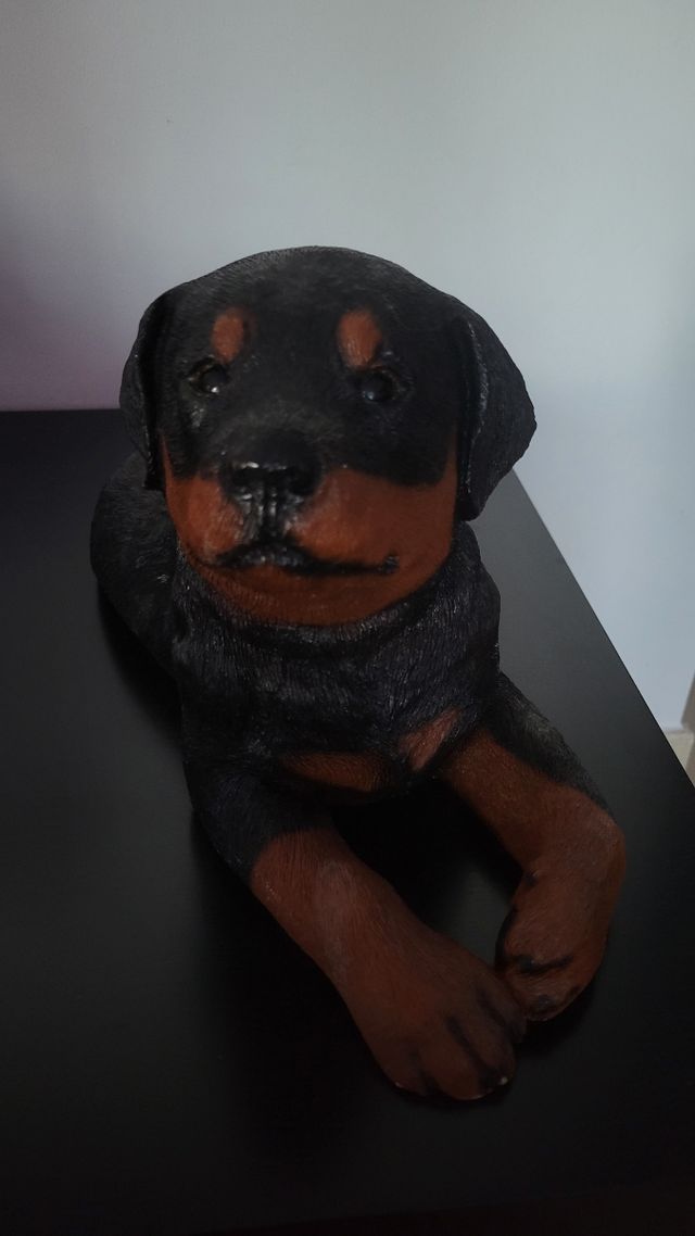 Figura perro Rotweiller resina 40 cm