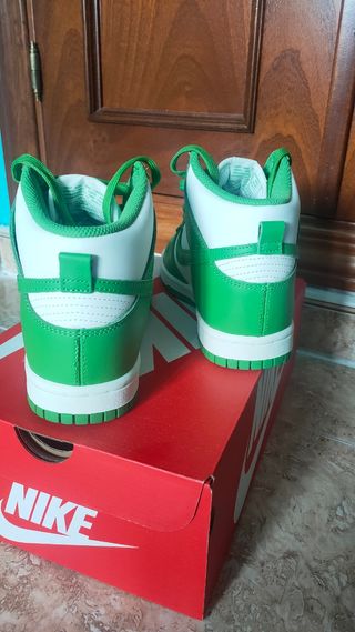 Nike Dunk High