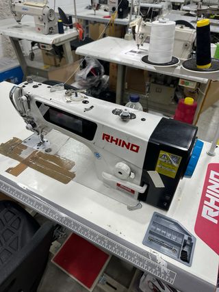 Maquina de coser plana