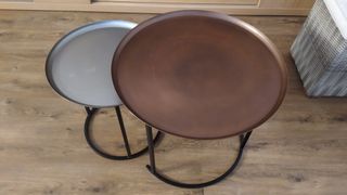 Conjunto de dos mesas bajas auxiliares de salon
