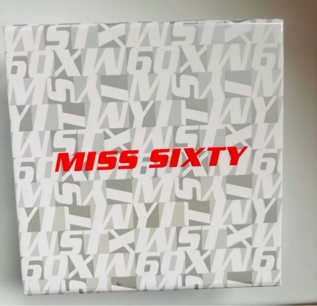 Pulsera miss sixty