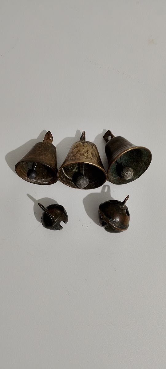 Campanillas y cascabeles,bronce, Ferretería,viejos