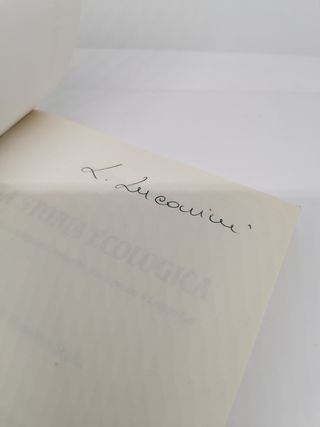 Una storia ecologica - Loredana Lucarini
