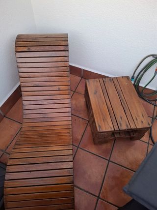 Diván de madera con tratamiento 