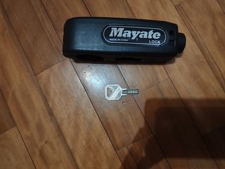 Bloqueio de travão guiador moto.